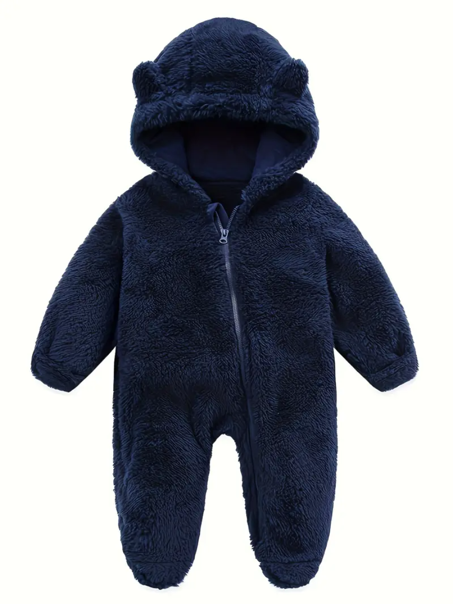 blå babyfleece jumpsuit med huva och björnöron framifrån – "Söt rosa babyfleece jumpsuit med mjuk huva och charmiga björnöron. Perfekt för att hålla bebisen varm och bekväm under vintern.